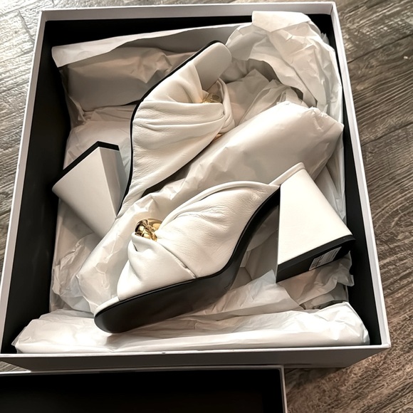 JW Anderson chain link knot heel mule sandals lamb leather white NWT sz 8 - Picture 3 of 8